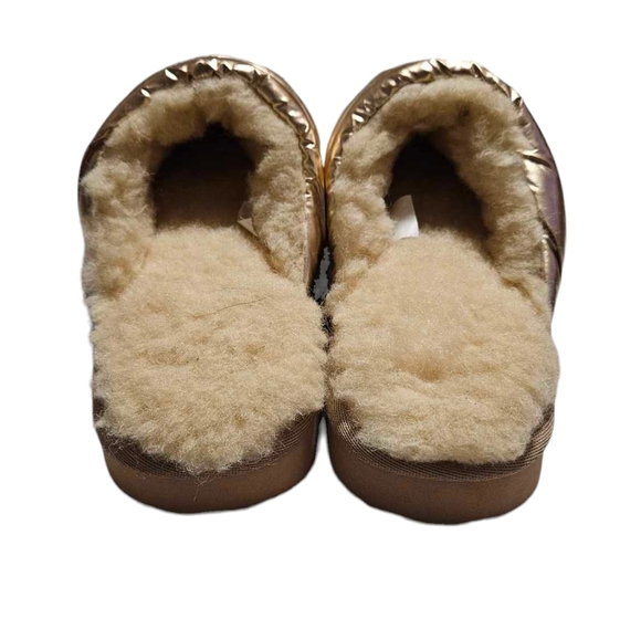 Alpine Design Lara Metallic Gold Sherpa Puffer Slippers - Picture 4 of 7
